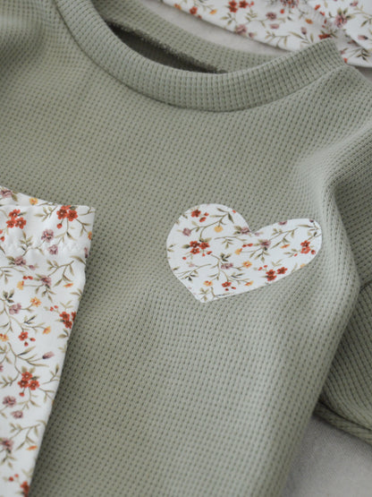 Oversize Sweater Blossom Heart