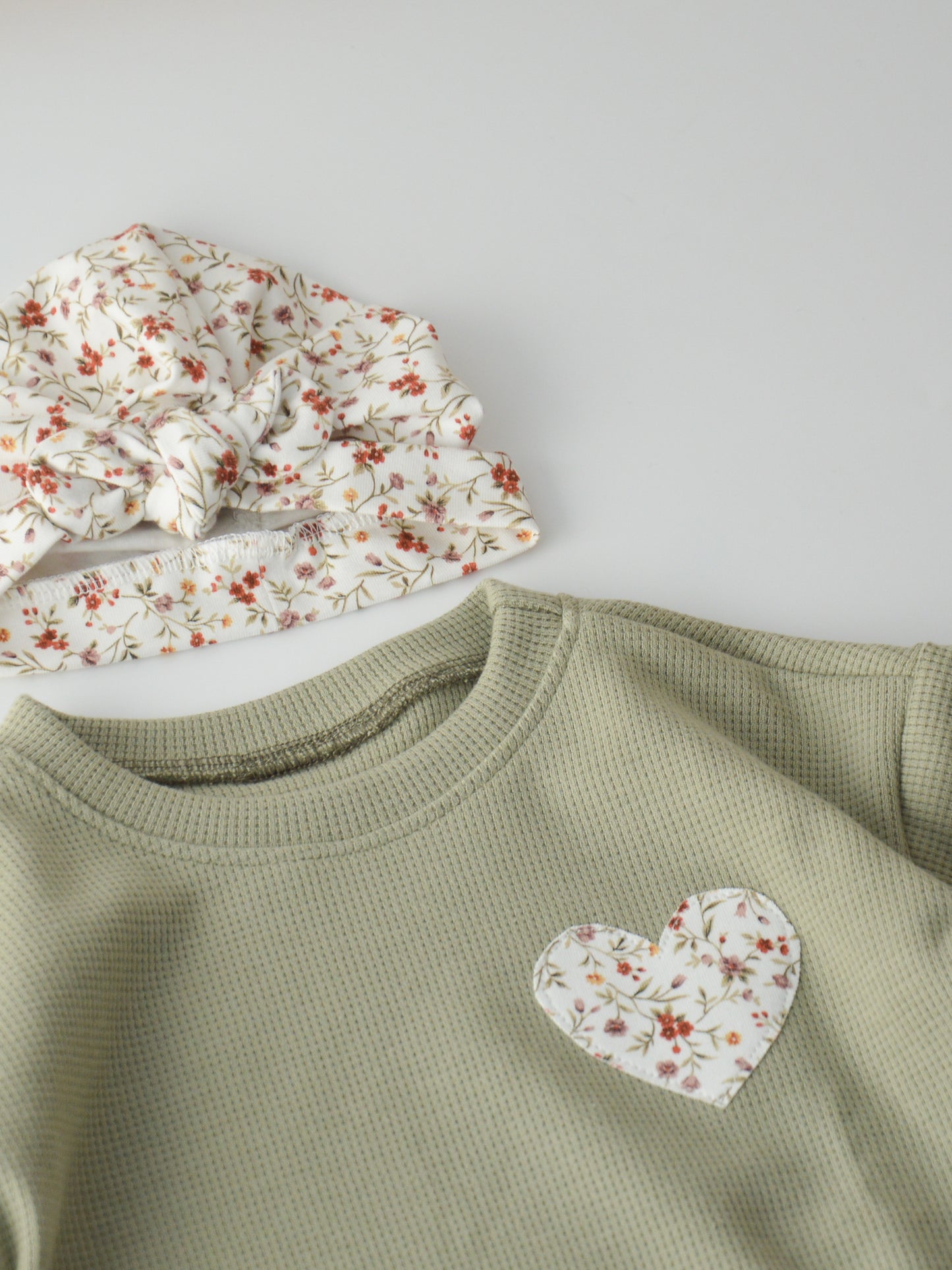 Oversize Sweater Blossom Heart