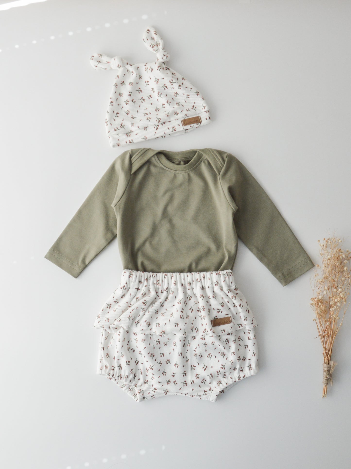 Bloomers mit Rüsche - Blütenwiese